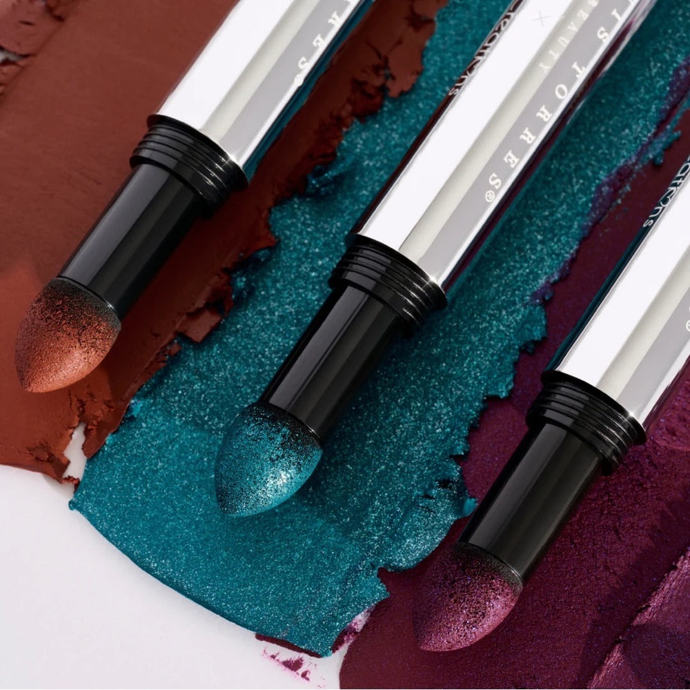 Beauty Creations Luis Torres My Essential Shadow Sticks. - Picture 4 of 4